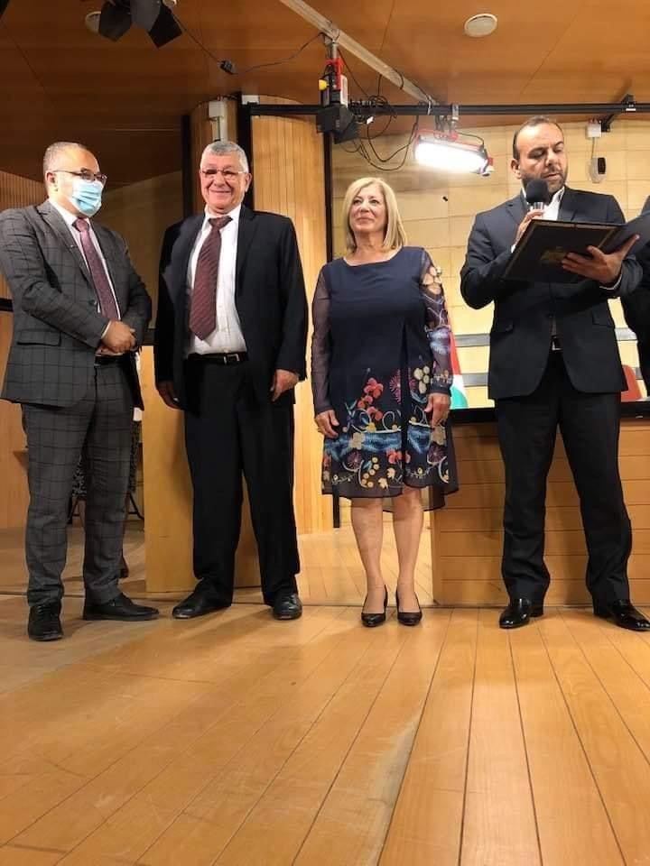 دولة فلسطين تكرم مؤسسة الأسوار